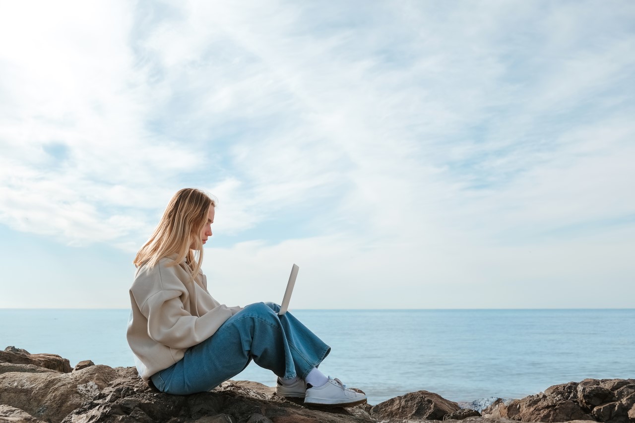 remote-work-girl-freelancer-works-remotely-on-the-2022-11-11-07-49-26-utc